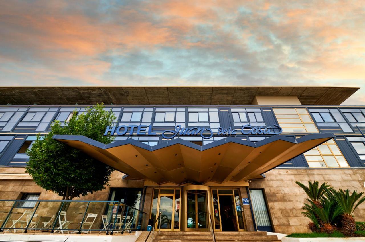 Hotel Juan De La Cosa Santoña Екстериор снимка