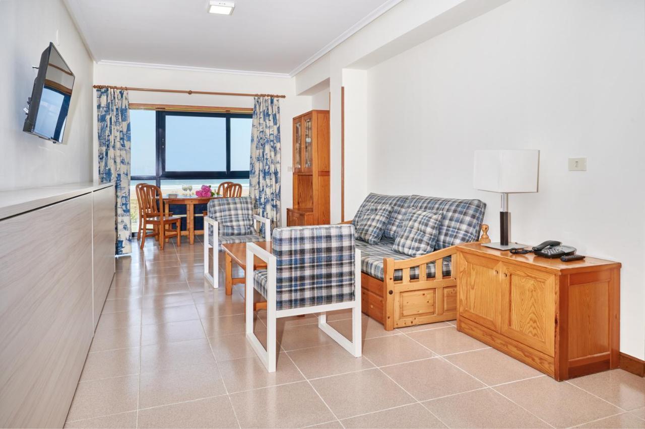 Hotel Juan De La Cosa Santoña Екстериор снимка